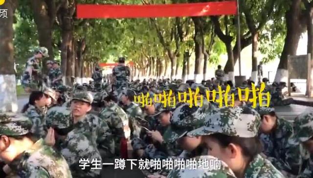 軍訓(xùn)服蹲下就崩線(xiàn) 給學(xué)生提供好一些材料的服裝有多難？